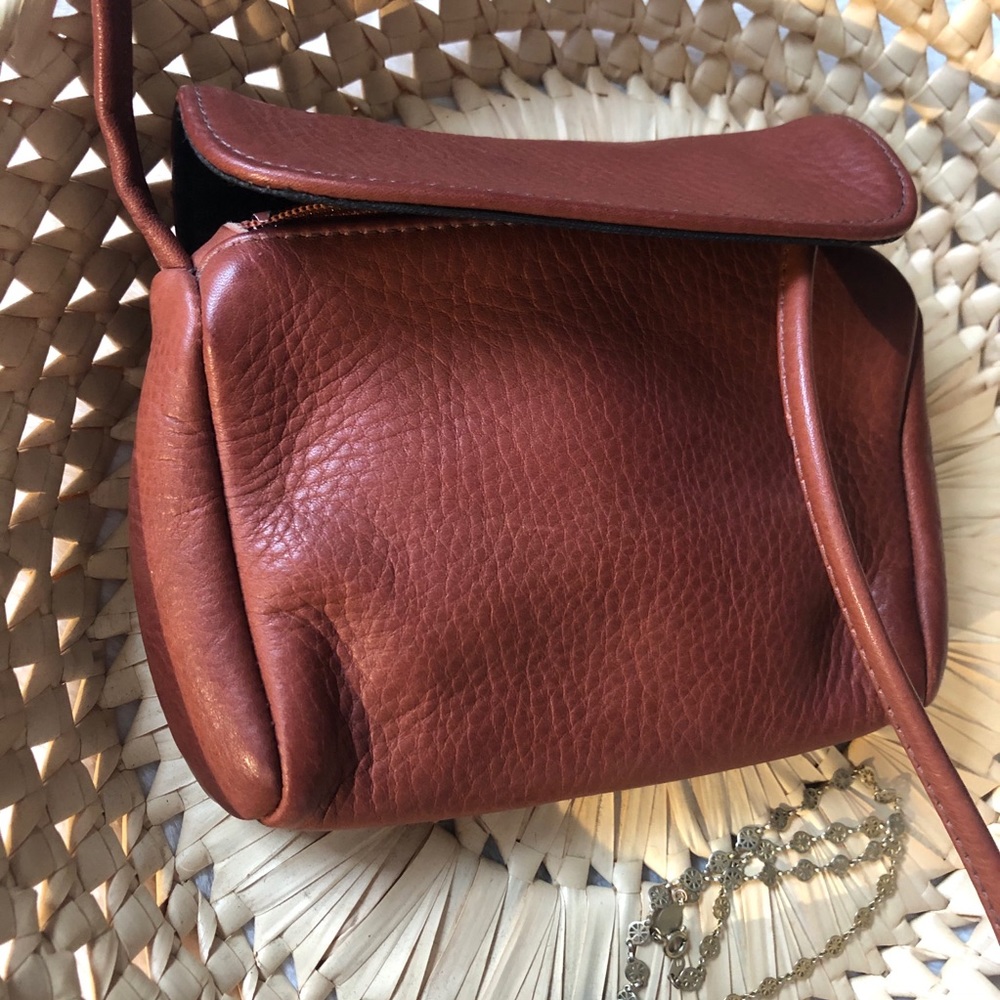 VTG small leather crossbody purse - Picture 2 of 7